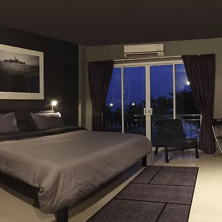 Remix Photo House Hua Hin Hotel